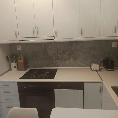 Elegant Luxury 아파트