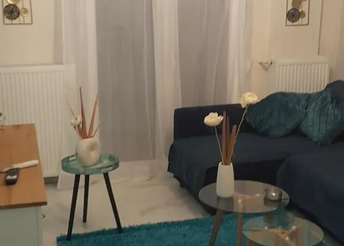 Elegant Luxury Apartment